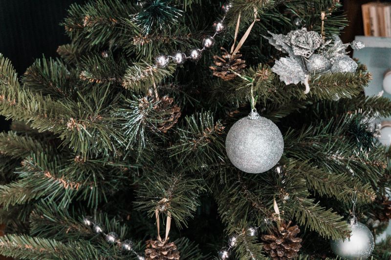 Celebrate the Festive Season in Style with an Eye-Catching Artiﬁcial Christmas Tree